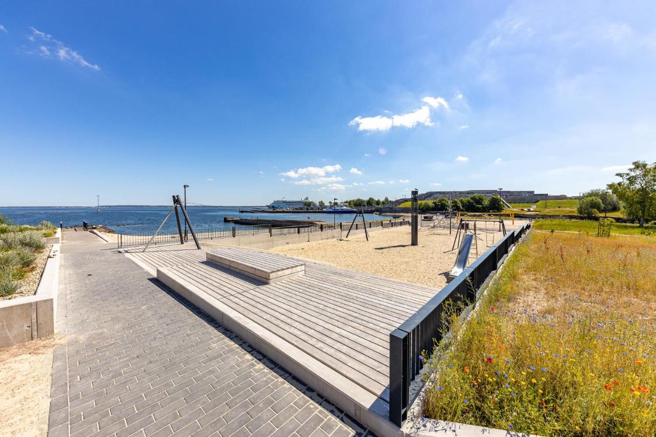 Sea View Family Apt In Unique Kalaranna District Tallin Exterior foto